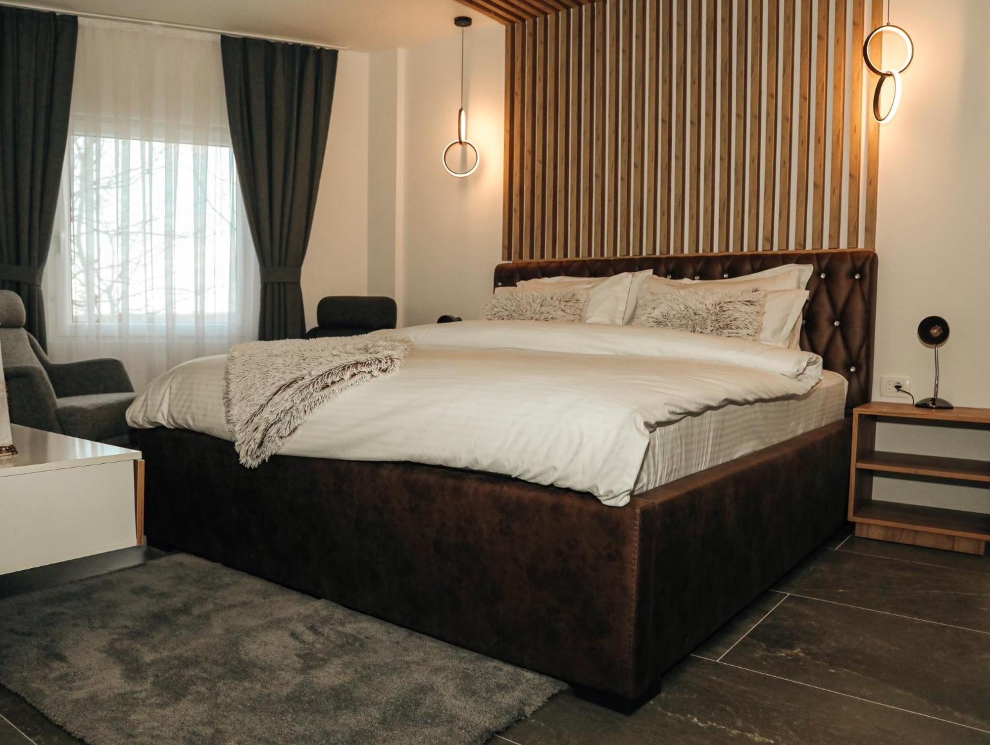 Hotel Europa 92 Ferizaj Dış mekan fotoğraf