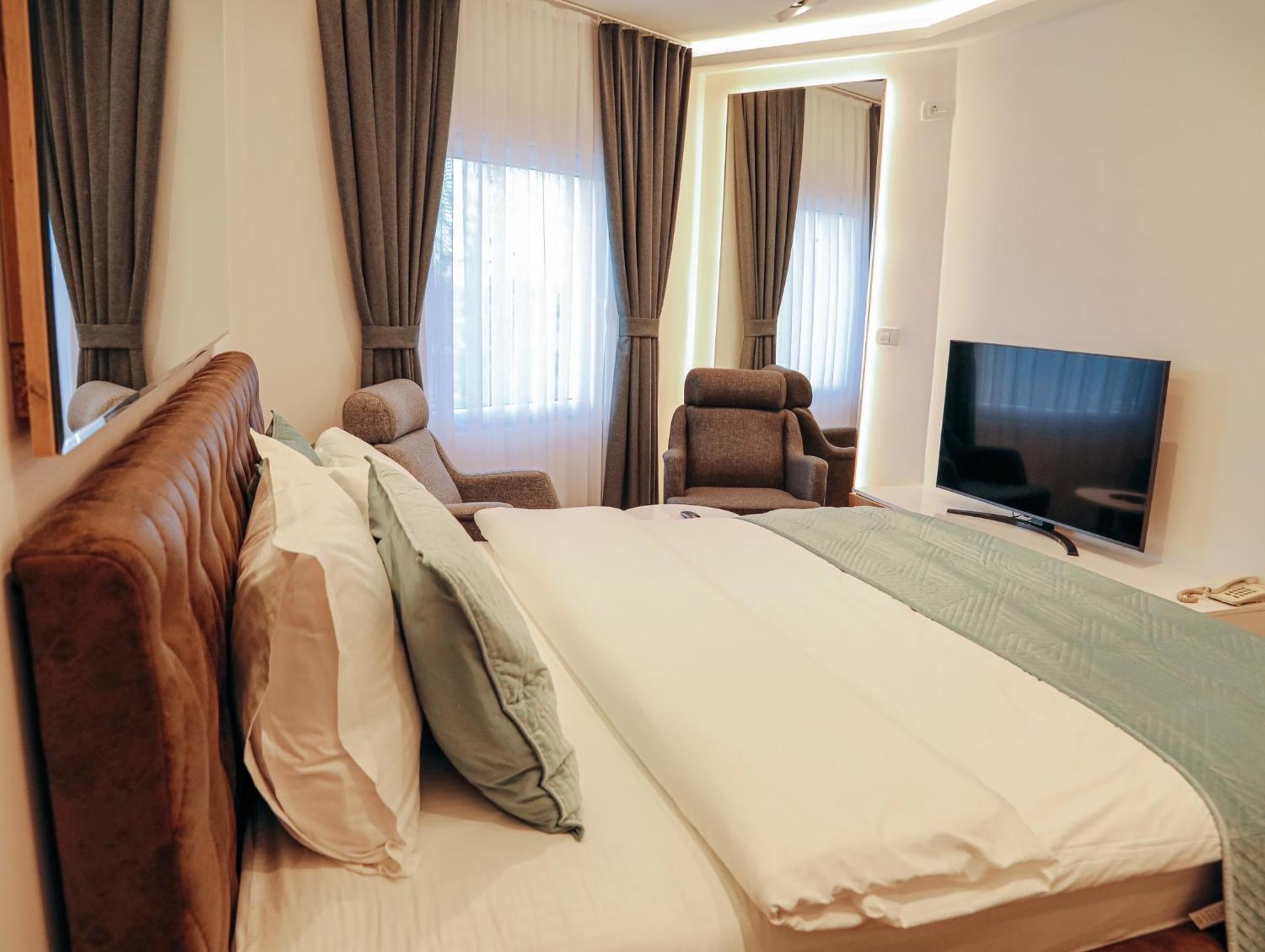Hotel Europa 92 Ferizaj Dış mekan fotoğraf