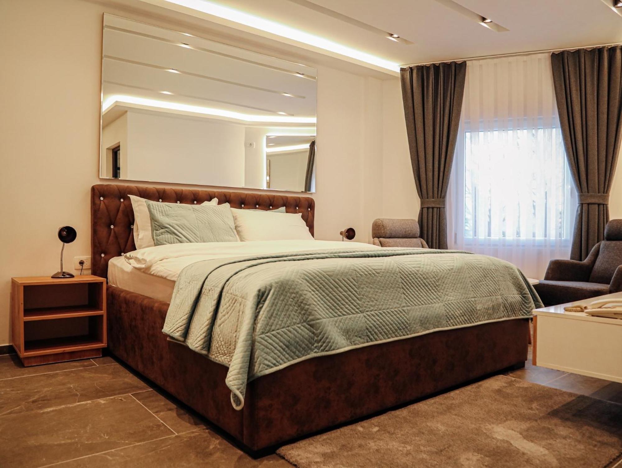 Hotel Europa 92 Ferizaj Dış mekan fotoğraf
